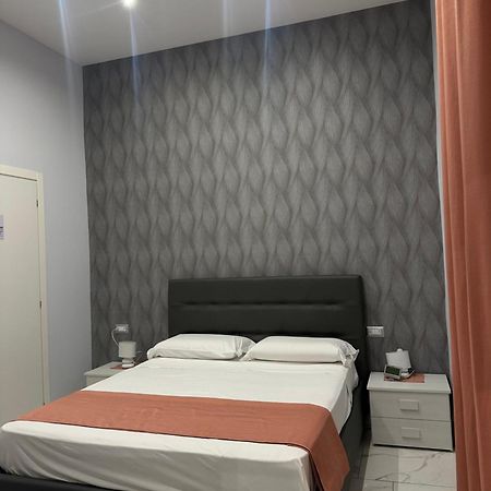 לינה וארוחת בוקר נאפולי Luxury 2.0 מראה חיצוני תמונה