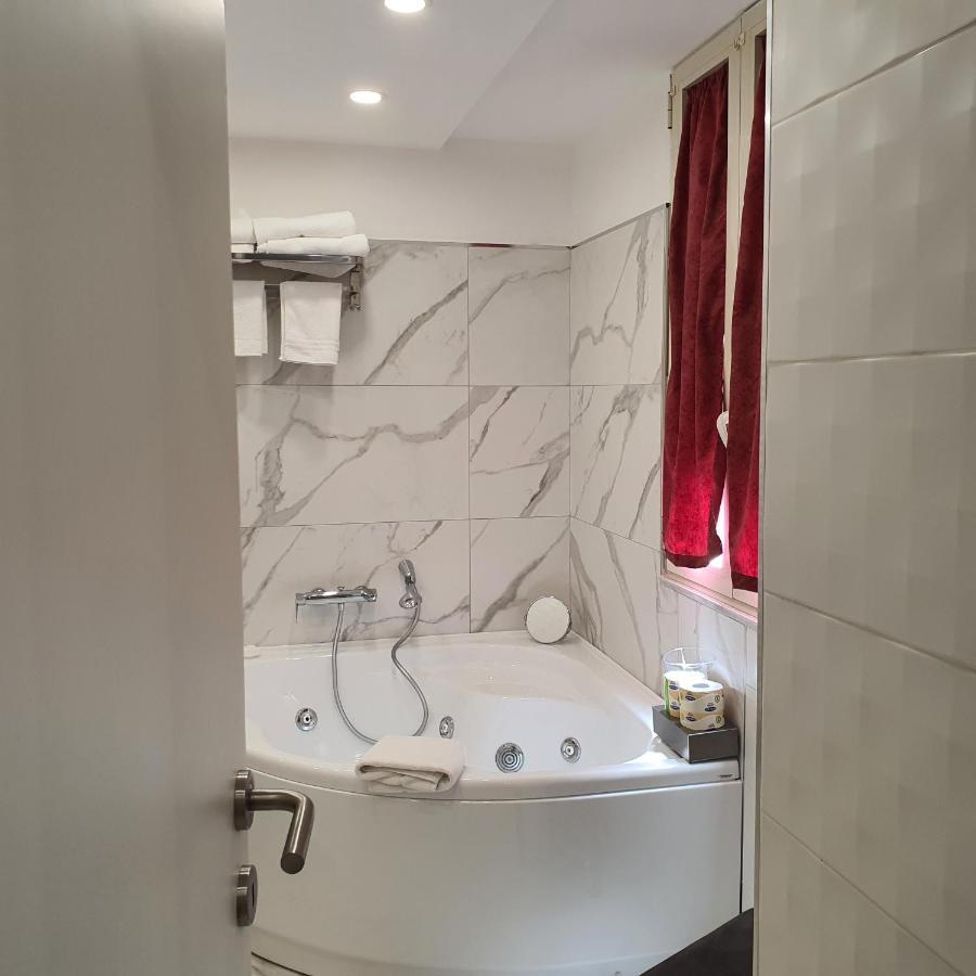 לינה וארוחת בוקר נאפולי Luxury 2.0 מראה חיצוני תמונה