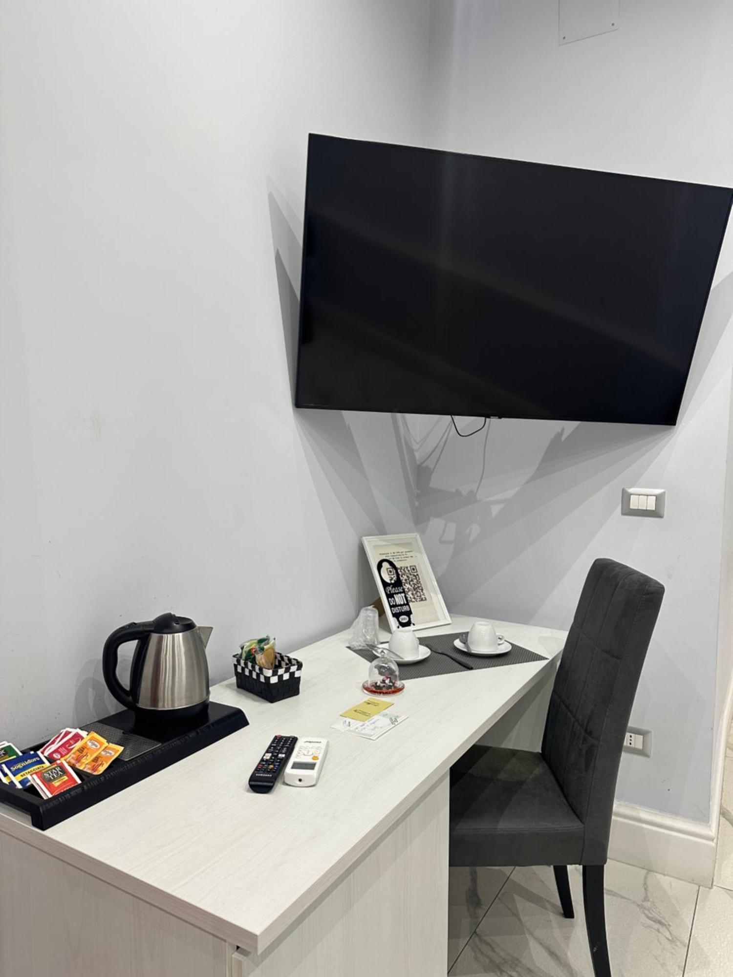 לינה וארוחת בוקר נאפולי Luxury 2.0 מראה חיצוני תמונה